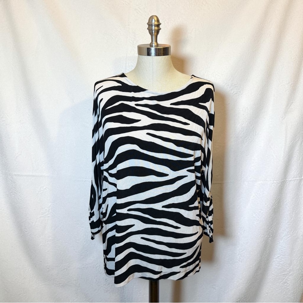 Women's Zebra Print Long Sleeve Top - Black & White